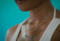 TELFAR Jewelry Logo Pendant - Gold