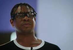 TELFAR Small Logo Hoop Earring - Gold