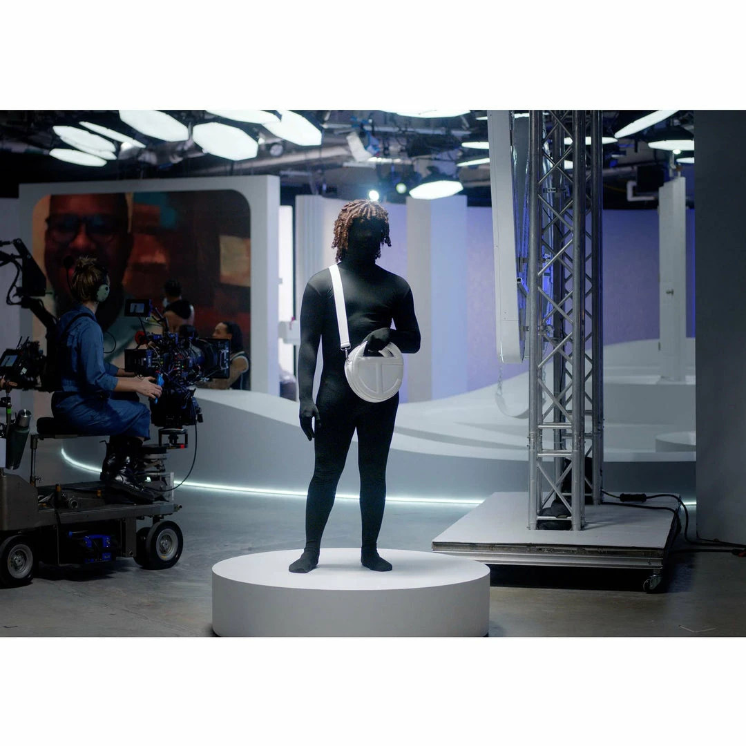 New π₯° Round Telfar Circle Bag - White Circle Bags β€οΈ 7 Round Telfar Circle Bag - White Circle Bags