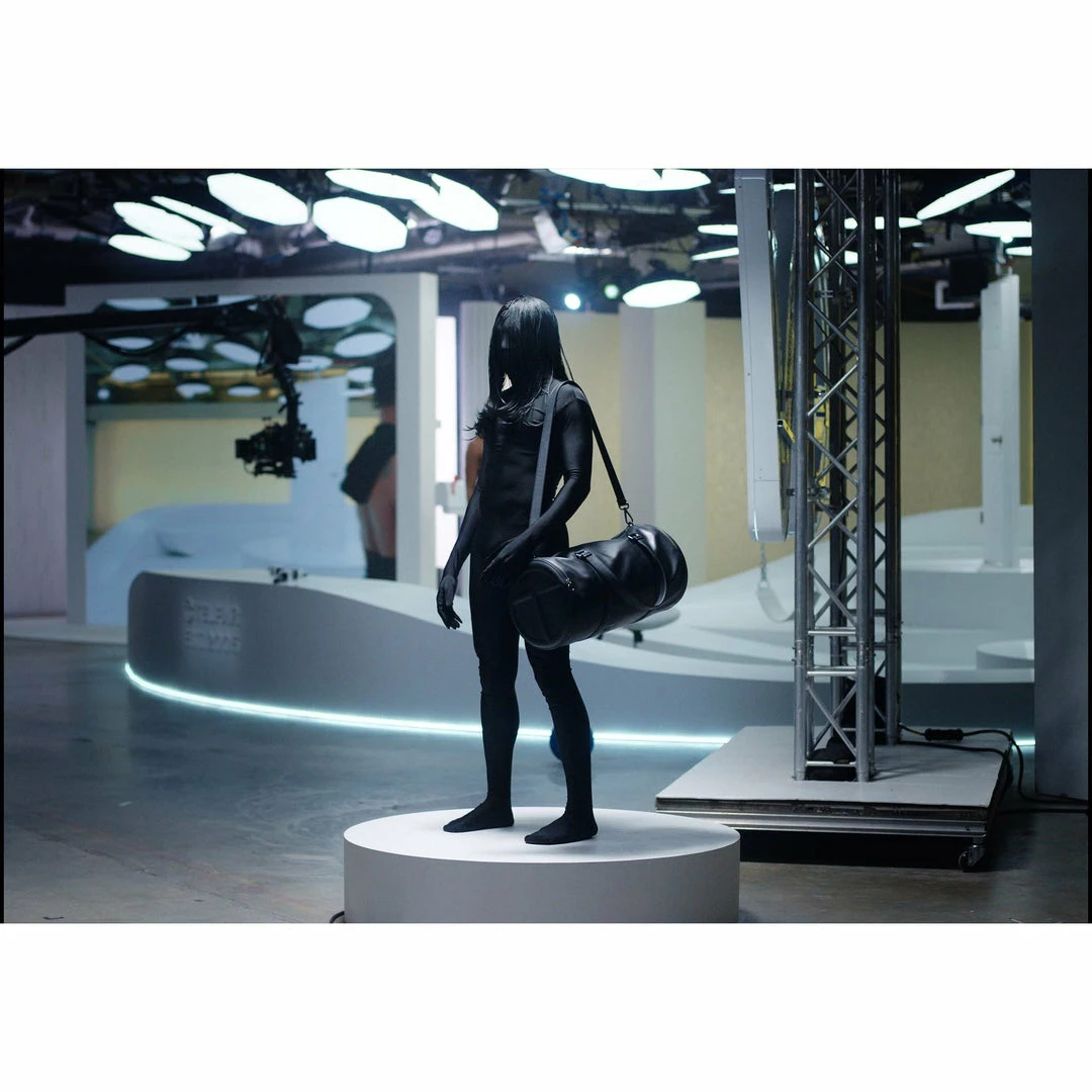 Best Sale 🛒 Duffle Bags Large Telfar Duffle - Black 🤩 5 Duffle Bags Large Telfar Duffle - Black