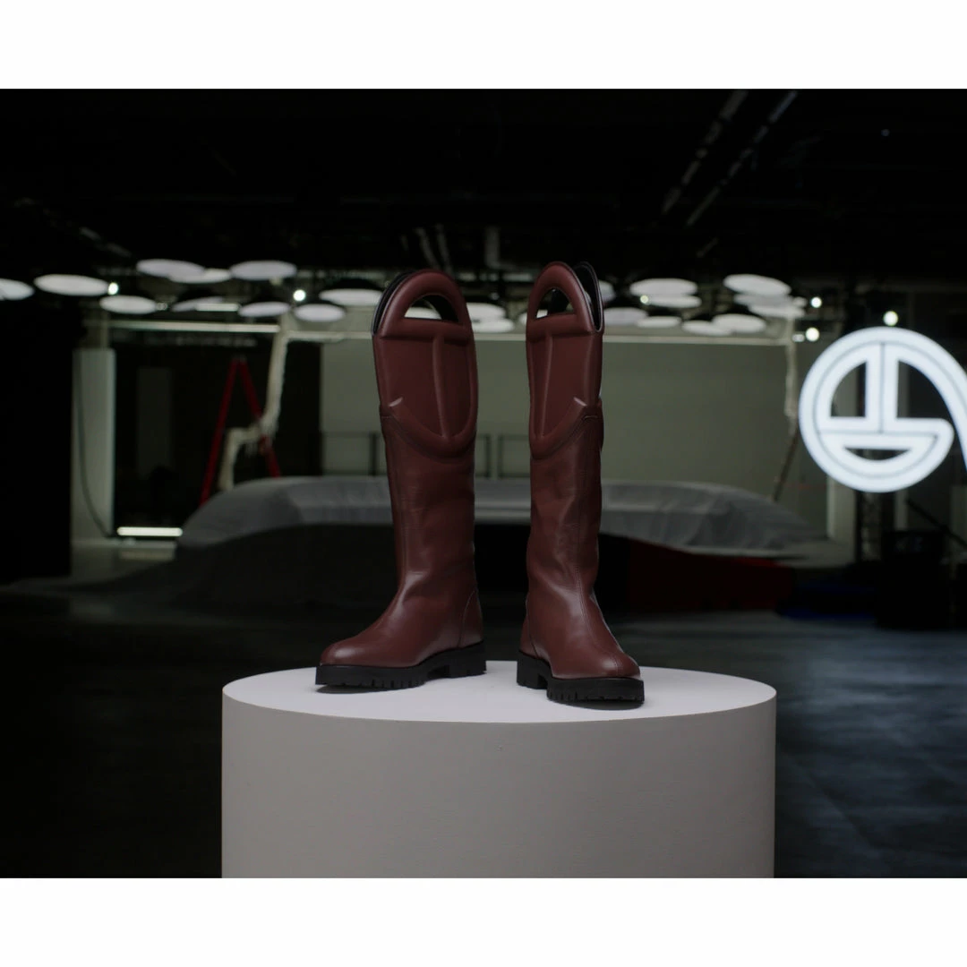 Cheapest β TELFAR Logo Boot - Chocolate π₯° 9 TELFAR Logo Boot - Chocolate
