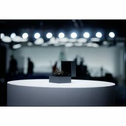 New ๐ฅ TELFAR Jewelry Medium Logo Hoop Earring - Gold โจ 7 TELFAR Jewelry Medium Logo Hoop Earring - Gold