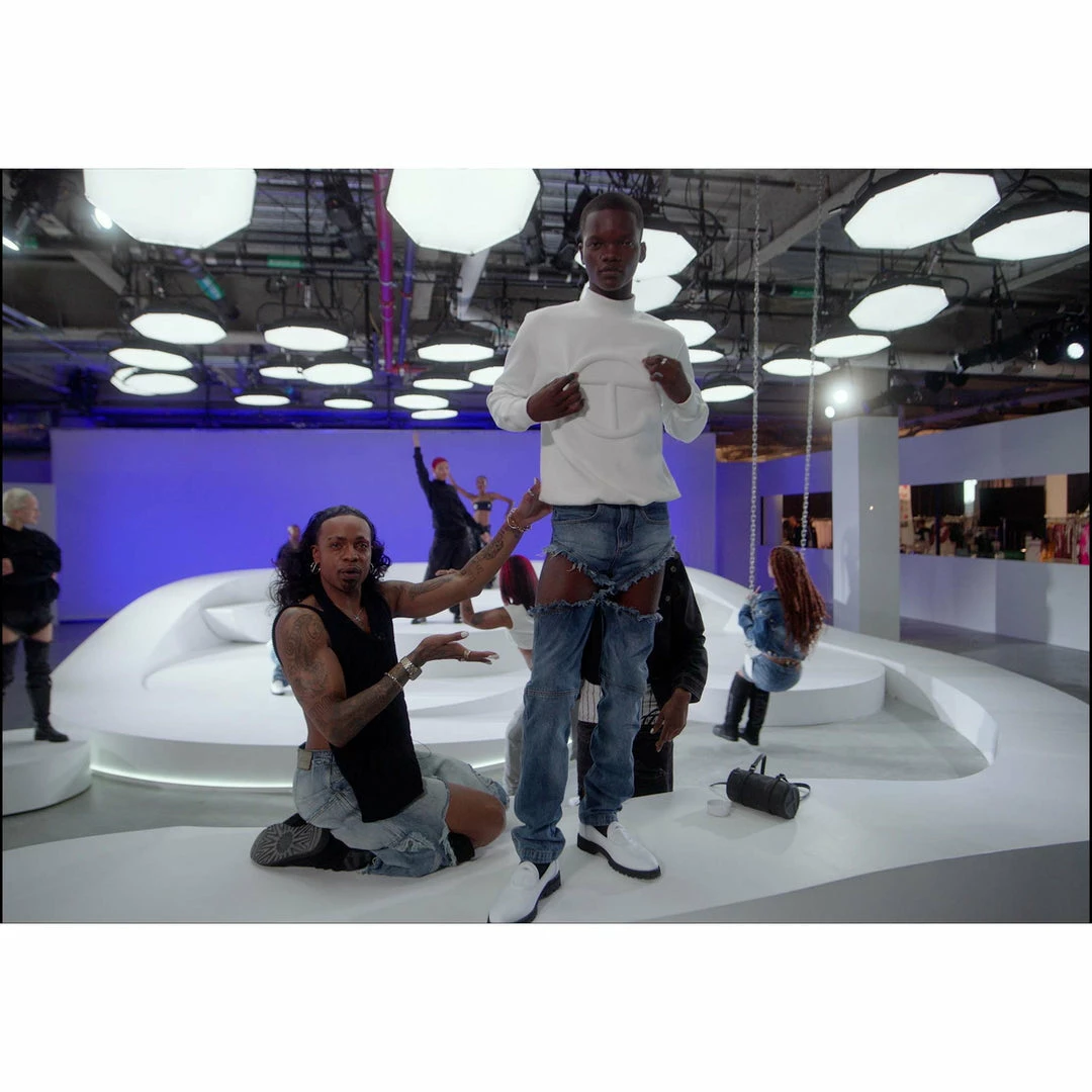 New ๐ฅฐ TELFAR Embossed Mockneck - Bubblegum ๐ 6 TELFAR Embossed Mockneck - Bubblegum