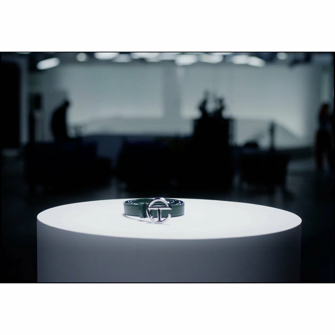 New 🤩 TELFAR Logo Belt - Silver/Dark Olive ❤️ 6 TELFAR Logo Belt - Silver/Dark Olive